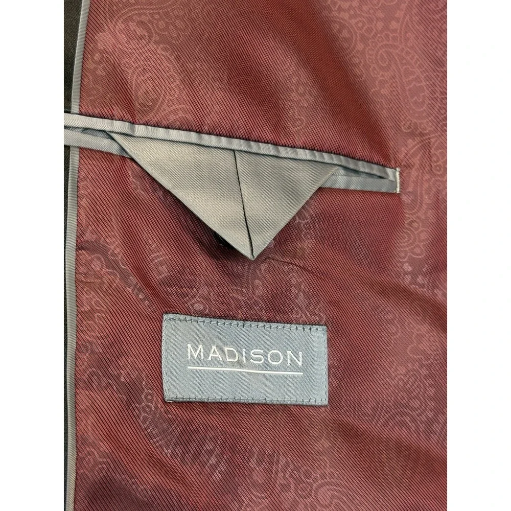 Madison Mens 46R‎ Classic fit Tuxedo Jacket Blazer Black Solid